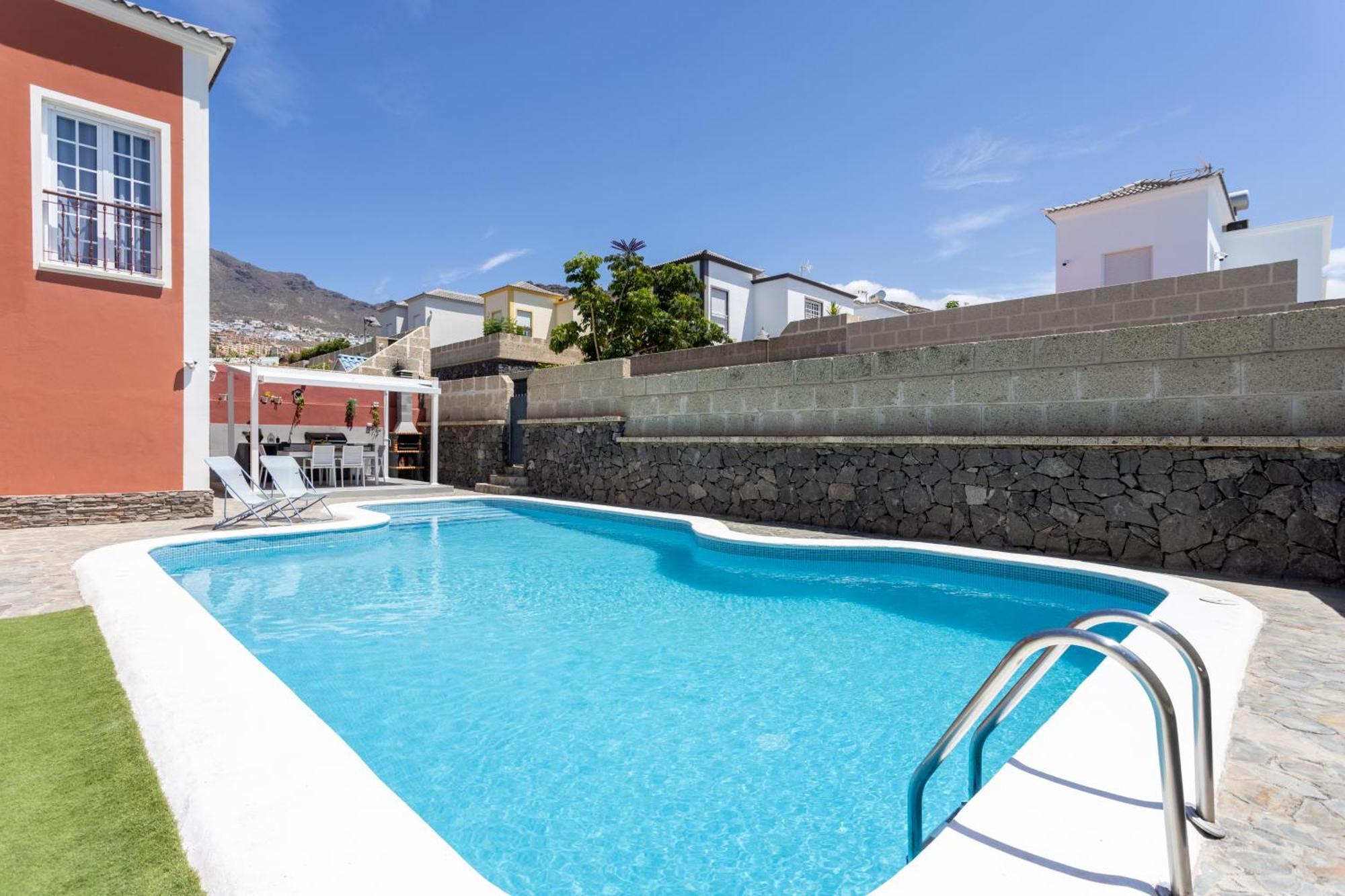 Villa Chloe Costa Adeje Tenerifesummervillas Giant Private Pool 11 Meters Long Екстериор снимка